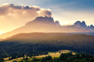 Trees Mountains Sunrise Stickdatei