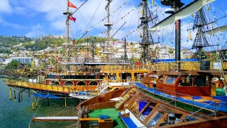 Ship Alanya Port Stickdatei